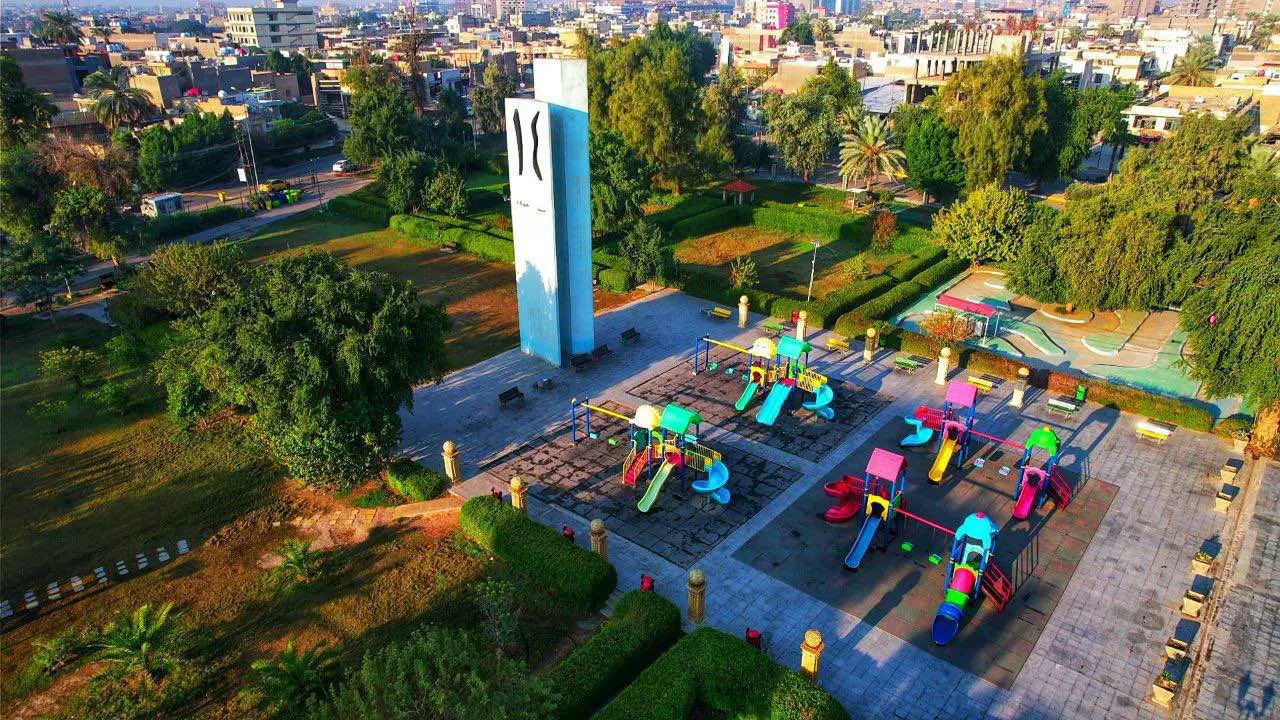 بعد الجدل.. توضيح سبب قطع أشجار معمرة في بغداد (فيديو)