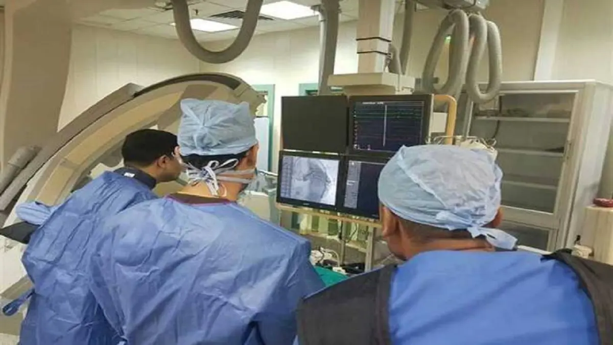مستشفى خاص رفض استقبالها.. مصرية مصابة بالإيدز تضع توأما غير مصاب