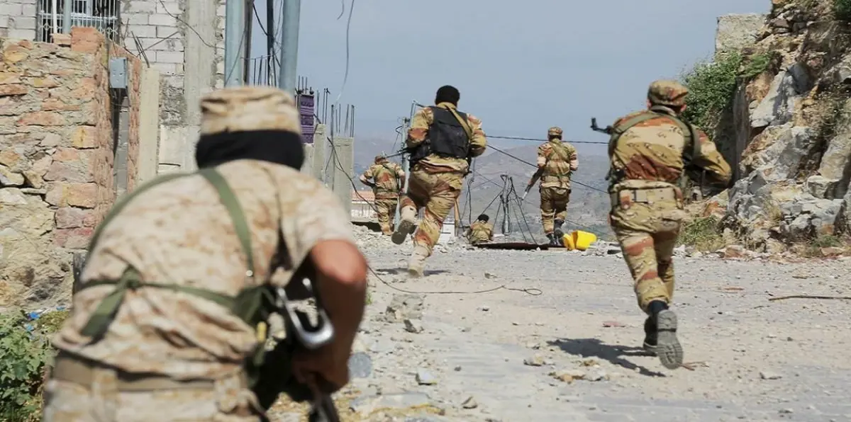 الجيش اليمني: اعتقال 21 مطلوبًا بحملة أمنية في تعز