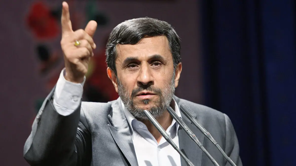 أحمدي نجاد: طالبان تعود بأفغانستان إلى العصر الحجري