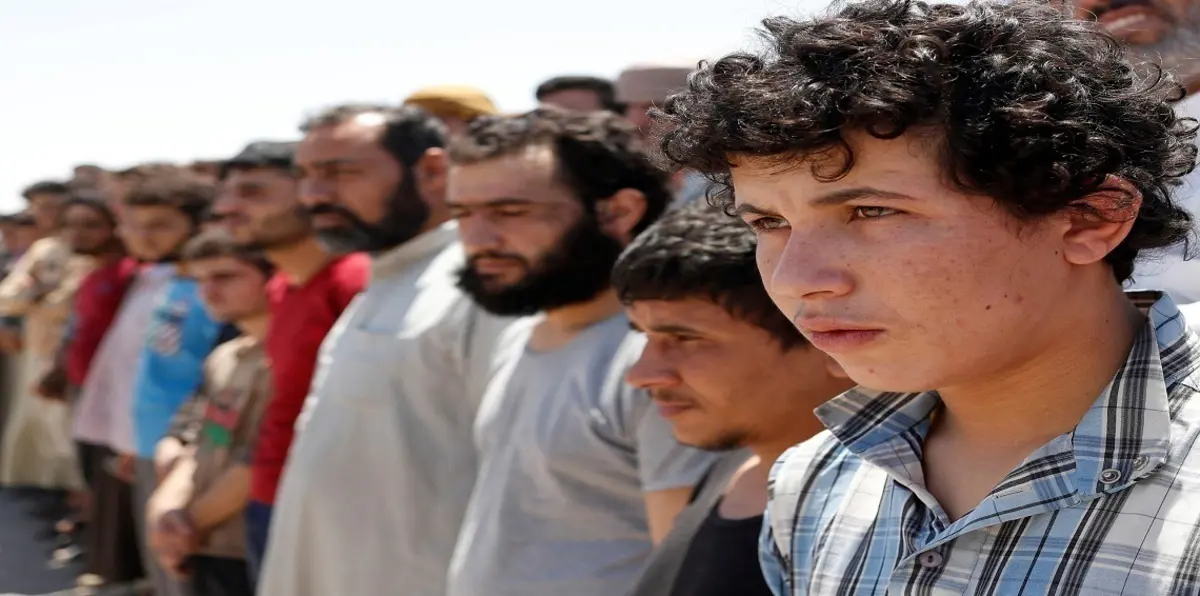في شمال سوريا.. فصول توعية دينية لرجال داعش السابقين