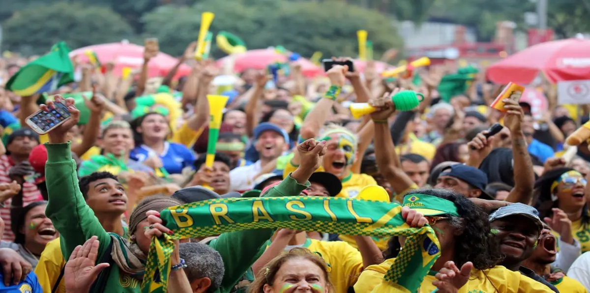 القنوات الناقلة لمباراة البرازيل والمكسيك اليوم في كأس العالم 2018 والمعلقون