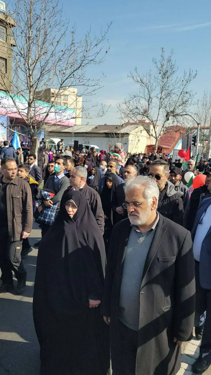 الدكتور محمد مهدی طهرانجي مع زوجته 