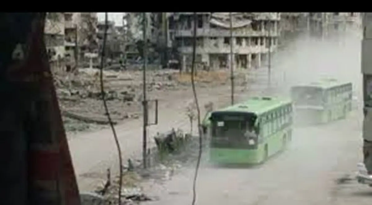 مقاتلو المعارضة يغادرون حمص "عاصمة الثورة" السورية