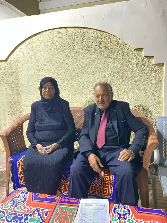 العروسان