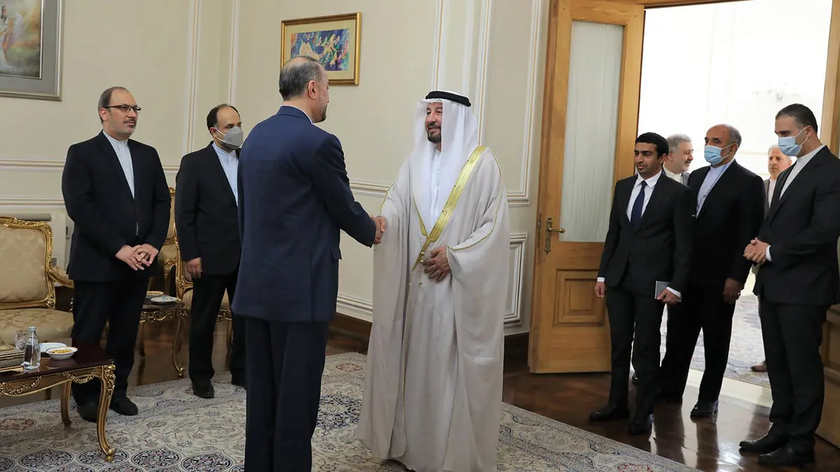 السفير الإماراتي يصل طهران لاستئناف مهامه الدبلوماسية
