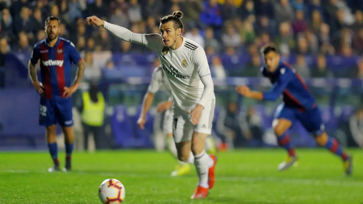 غاريث بيل يرفض عرضًا مغريًا من الدوري الصيني