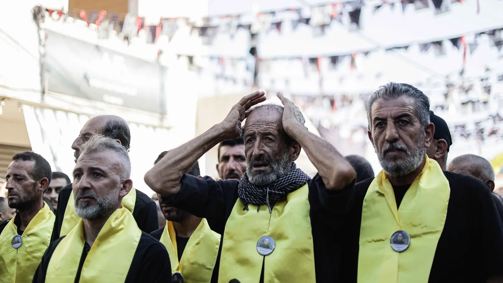 بين "خيبة الأمل" و"نشوة النصر".. هل أقنع رد "حزب الله" الأنصار والحلفاء؟