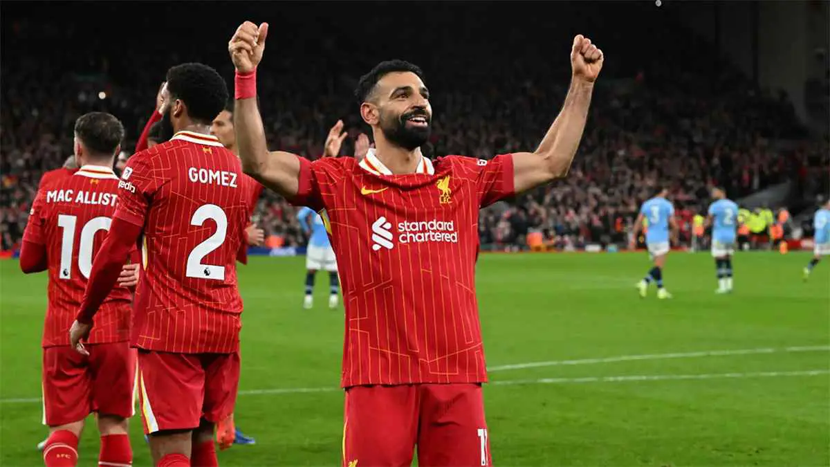 باريس سان جيرمان يرد على تقارير مفاوضات ضم محمد صلاح