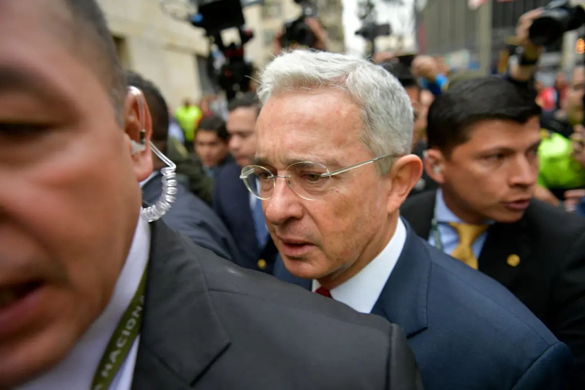 كولومبيا تشهد أول محاكمة جنائية لرئيس سابق