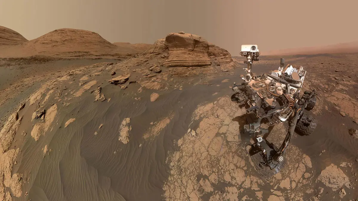 الروبوت الجوال "كوريوسيتي" يستكشف منطقة جديدة على المريخ