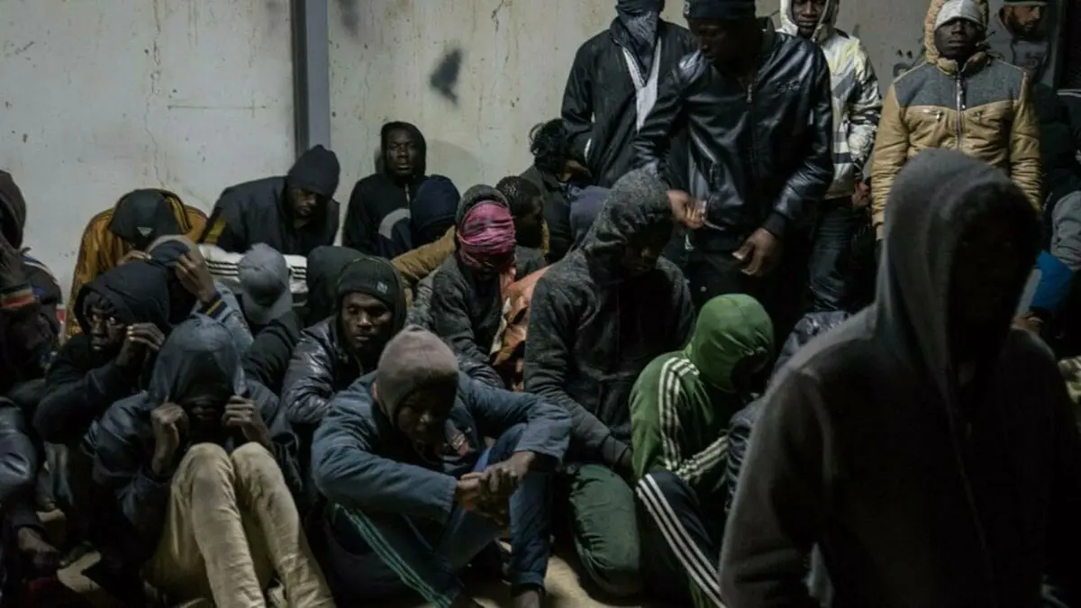 تقرير: مئات المهاجرين السوريين يواجهون الجحيم في ليبيا
