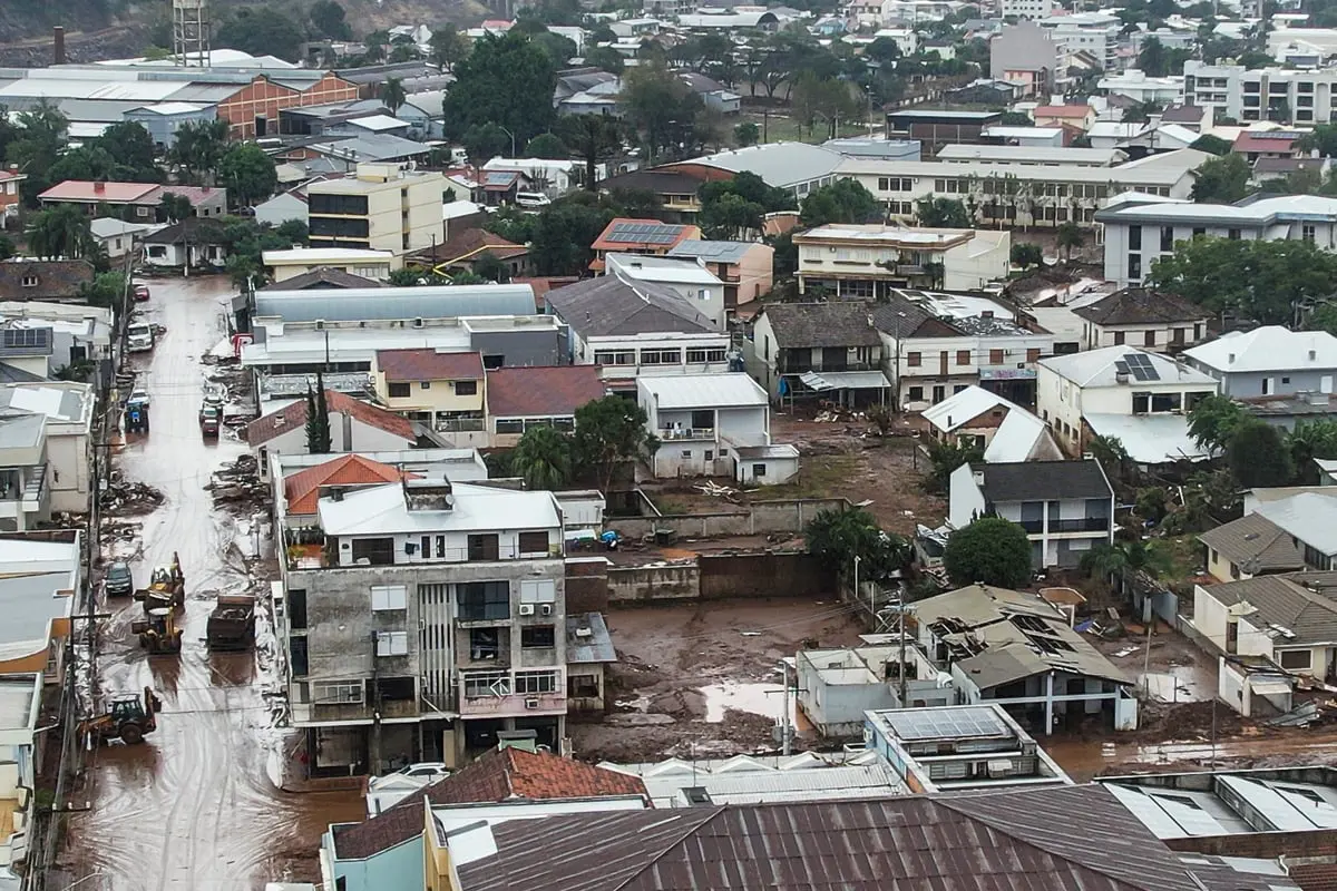 البرازيل.. مناطق منكوبة تستعد لمواجهة فيضانات جديدة (صور)