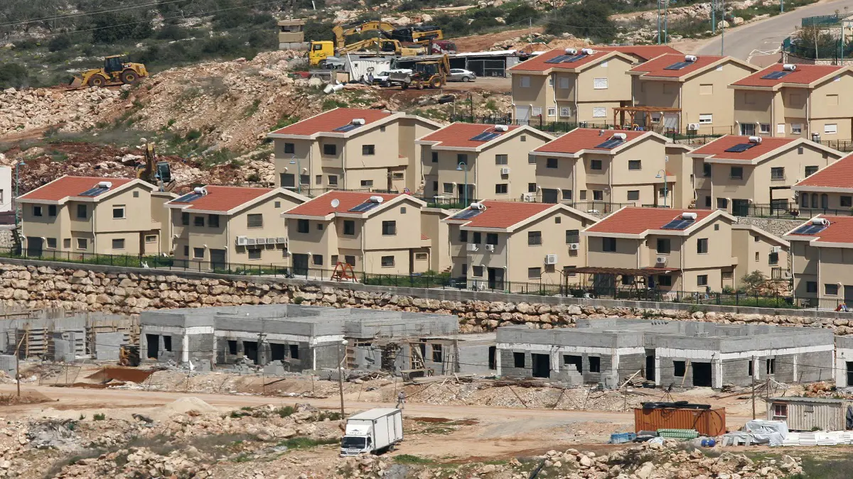 إسرائيل توافق على بناء نحو 1800 وحدة استيطانية في الضفة الغربية المحتلة