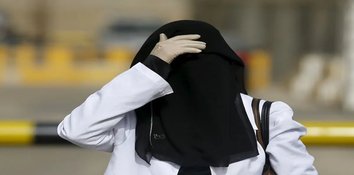 السعودية رهف العميري تناشد الملك.. ودعوات للتحقيق والمحاسبة (فيديو)