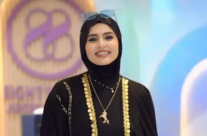 الإعلامية فاطمة قيدار