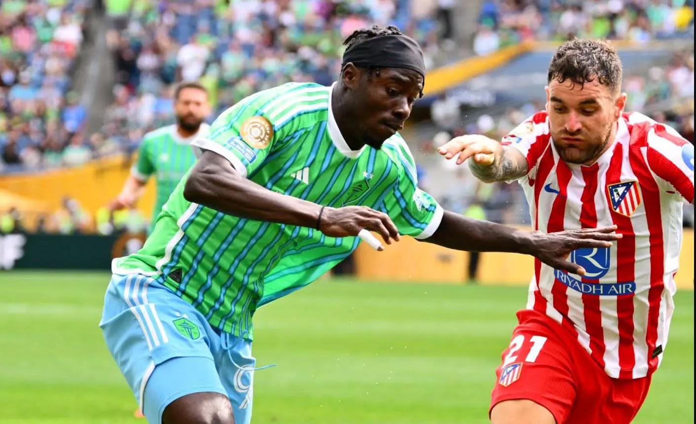 جورجي مينونغو لاعب سياتل الأمريكي