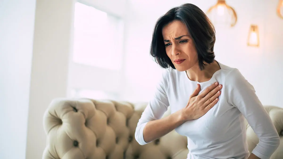 "انقطاع الطمث" يزيد من خطر إصابة النساء بأمراض القلب