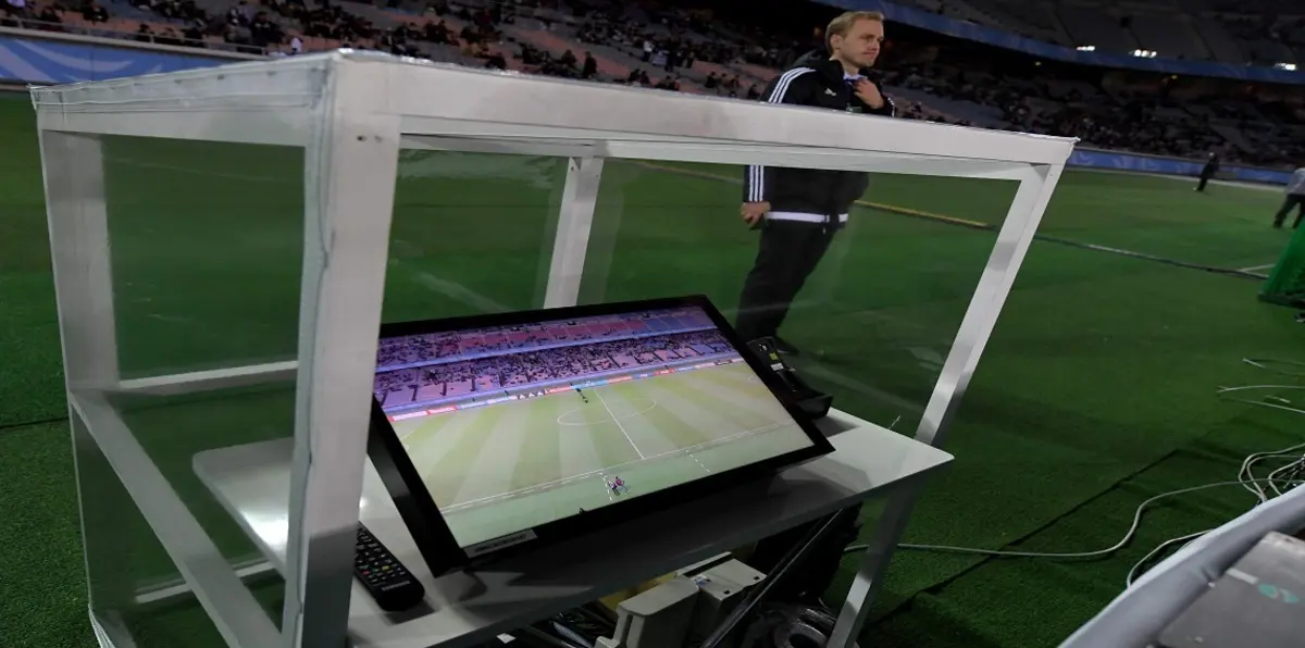 الفيفا يسعى لتطبيق تقنية الفيديو في كأس العالم 2018