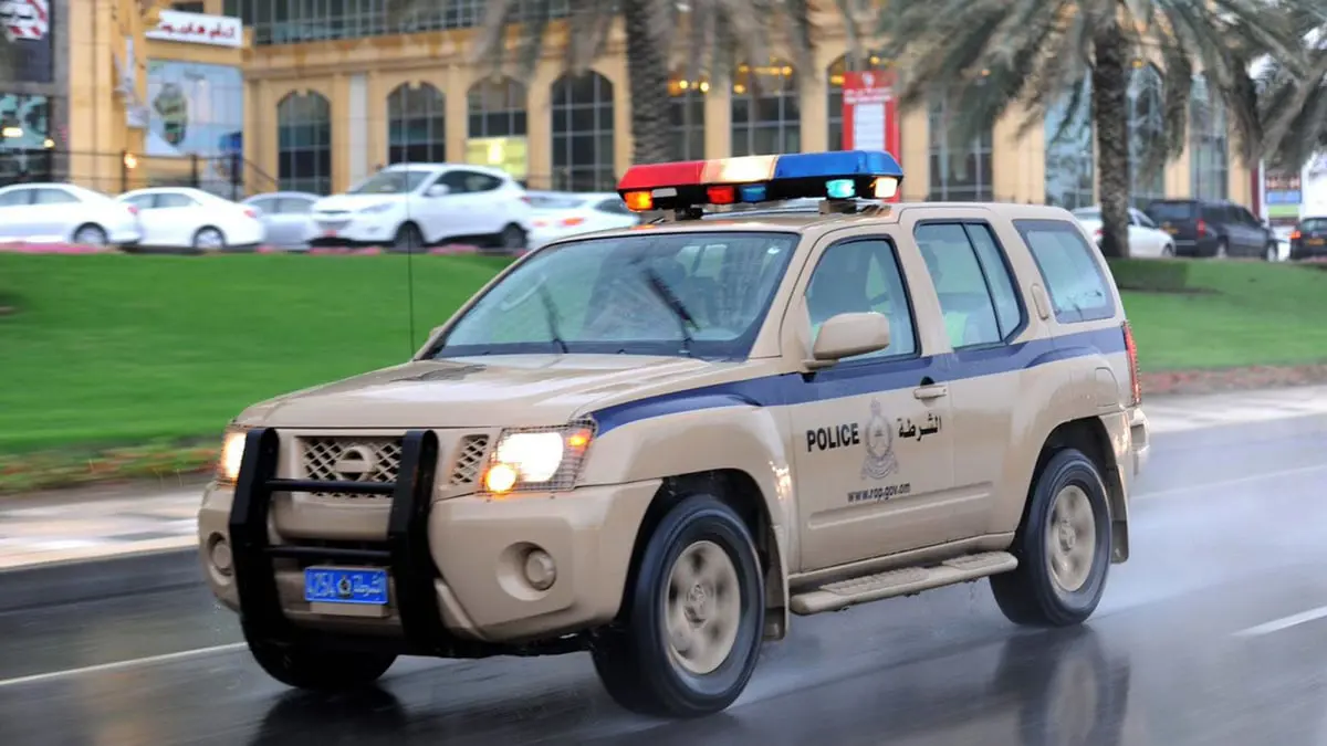 عُمان.. القبض على متهمين بالشعوذة وغسيل الأموال