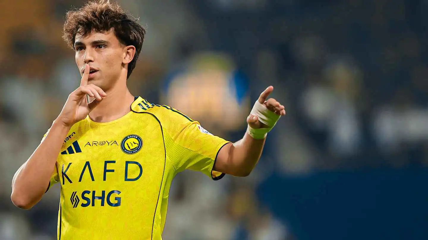 جواو فيليكس في مباراة النصر والرياض