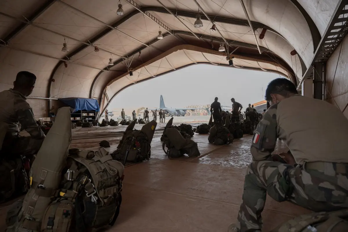 فرنسا تعلن بدء سحب قواتها من النيجر هذا الأسبوع 