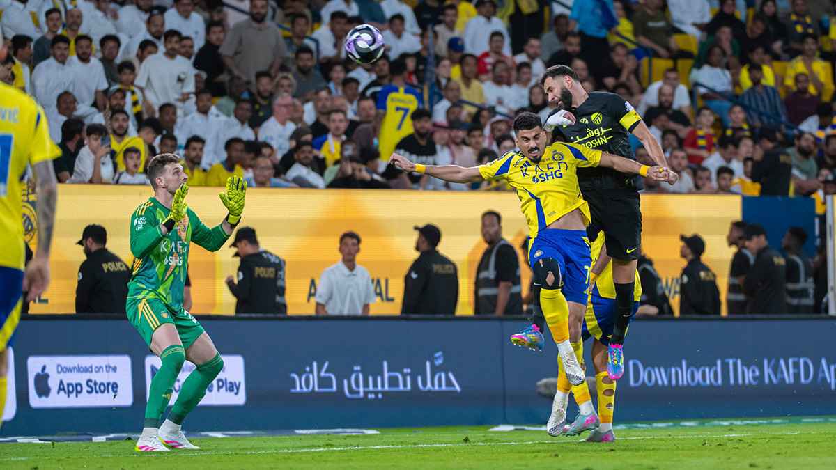4 قنوات مجانية لمشاهدة مباراة النصر والاتحاد في السوبر السعودي 