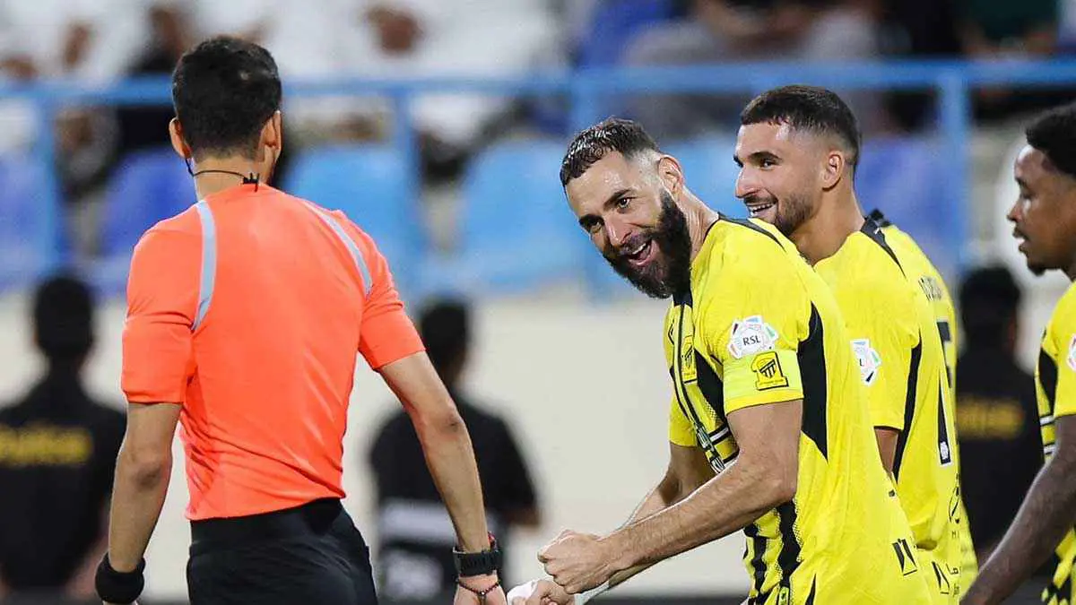 سر ظهور "تميمة حظ كريم بنزيما" في الاتحاد السعودي