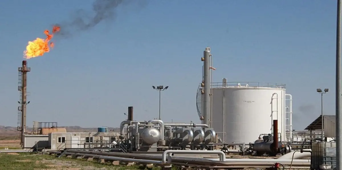 سلطنة عمان: إيرادات النفط تهوي 41 % في 10 شهور