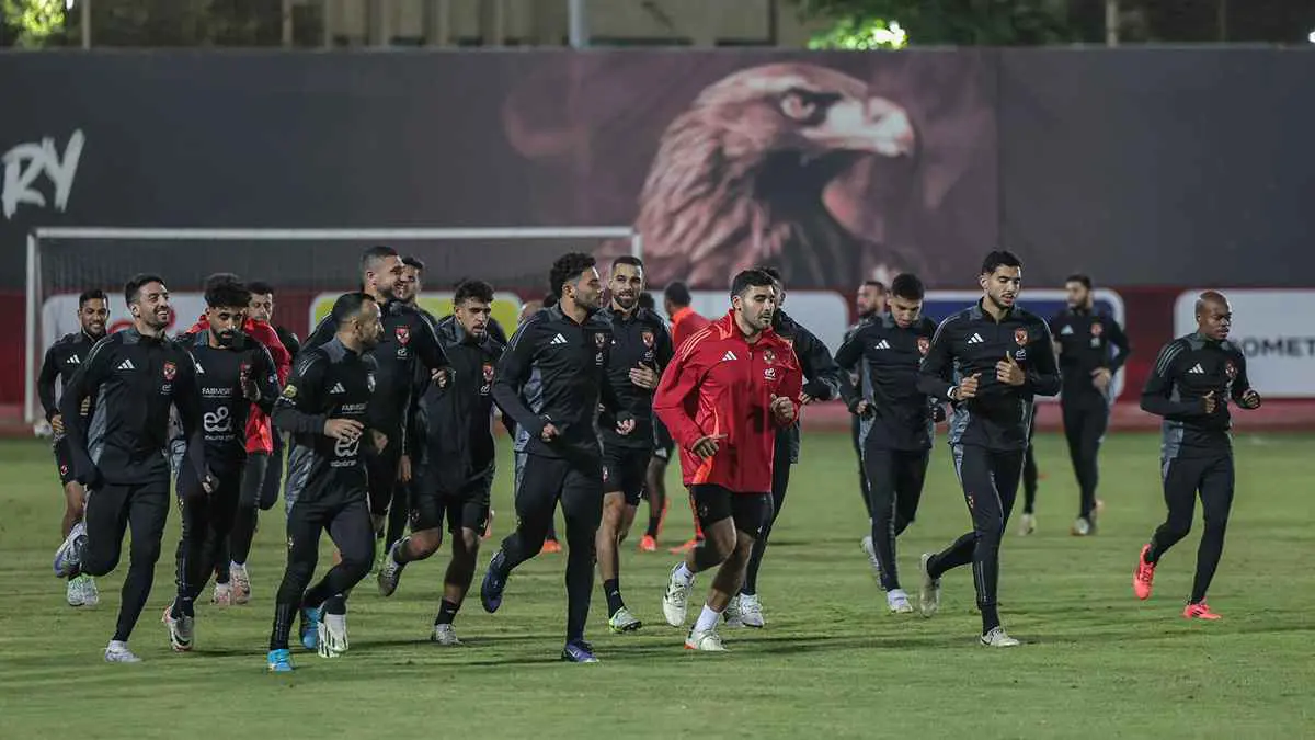 الأهلي المصري يقترب من دعم هجومه بـ"الدبابة الغانية"