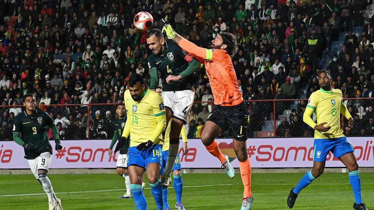 بوليفيا تصعق البرازيل وتتأهل لملحق تصفيات كأس العالم 2026 | إرم نيوز