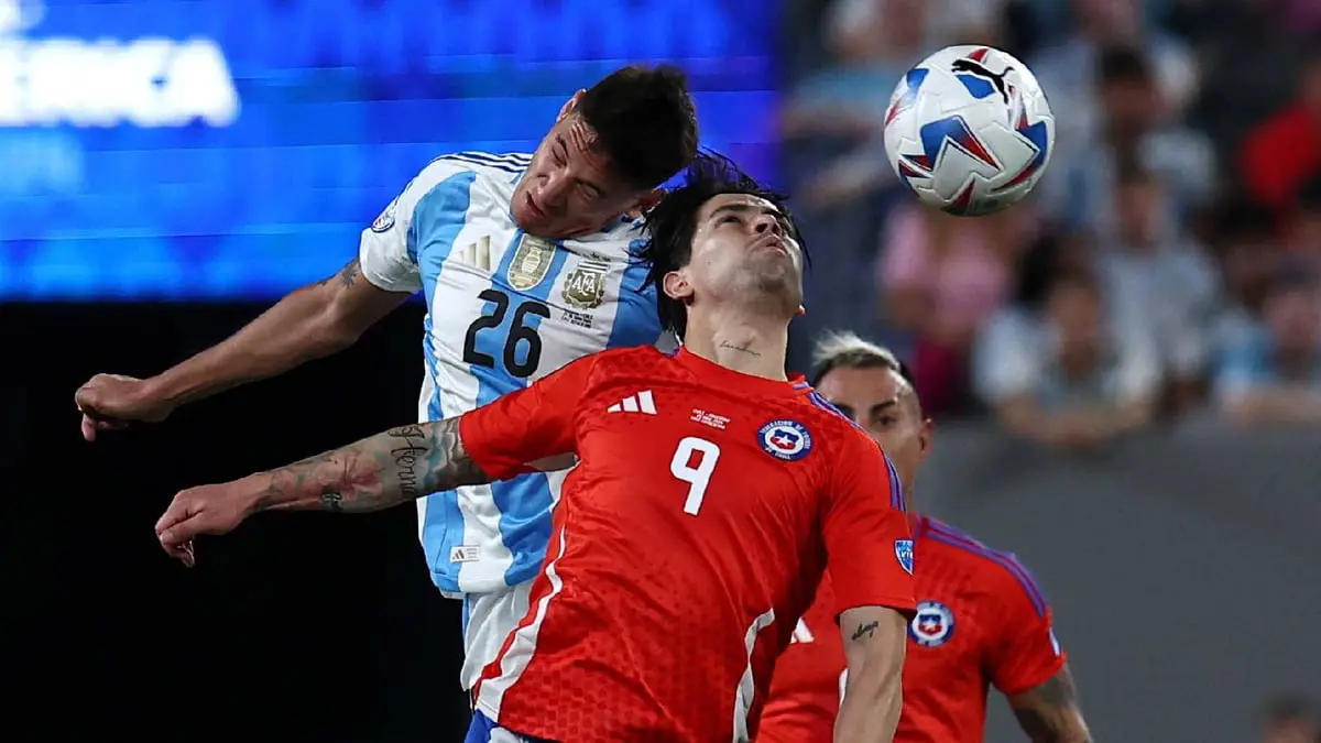 الأرجنتين تنهي صمود تشيلي بفوز قاتل وتصعد إلى ربع نهائي كوبا أمريكا