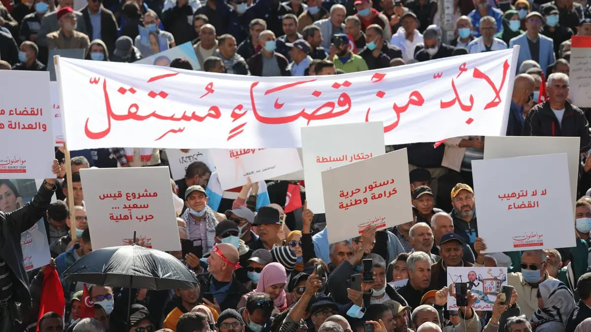 بعد حل "المجلس الأعلى".. تحركات لتشكيل جبهة مدنية للدفاع عن القضاء التونسي