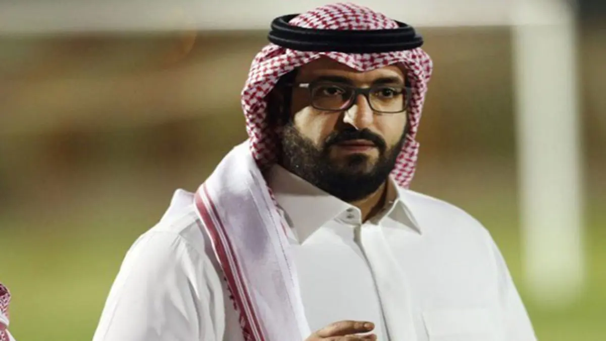 هل قصد سعود آل سويلم السخرية من الأمير محمد بن فيصل رئيس نادي الهلال (صورة)