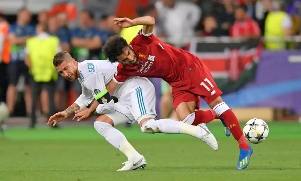 التحام سيرجيو راموس مع محمد صلاح