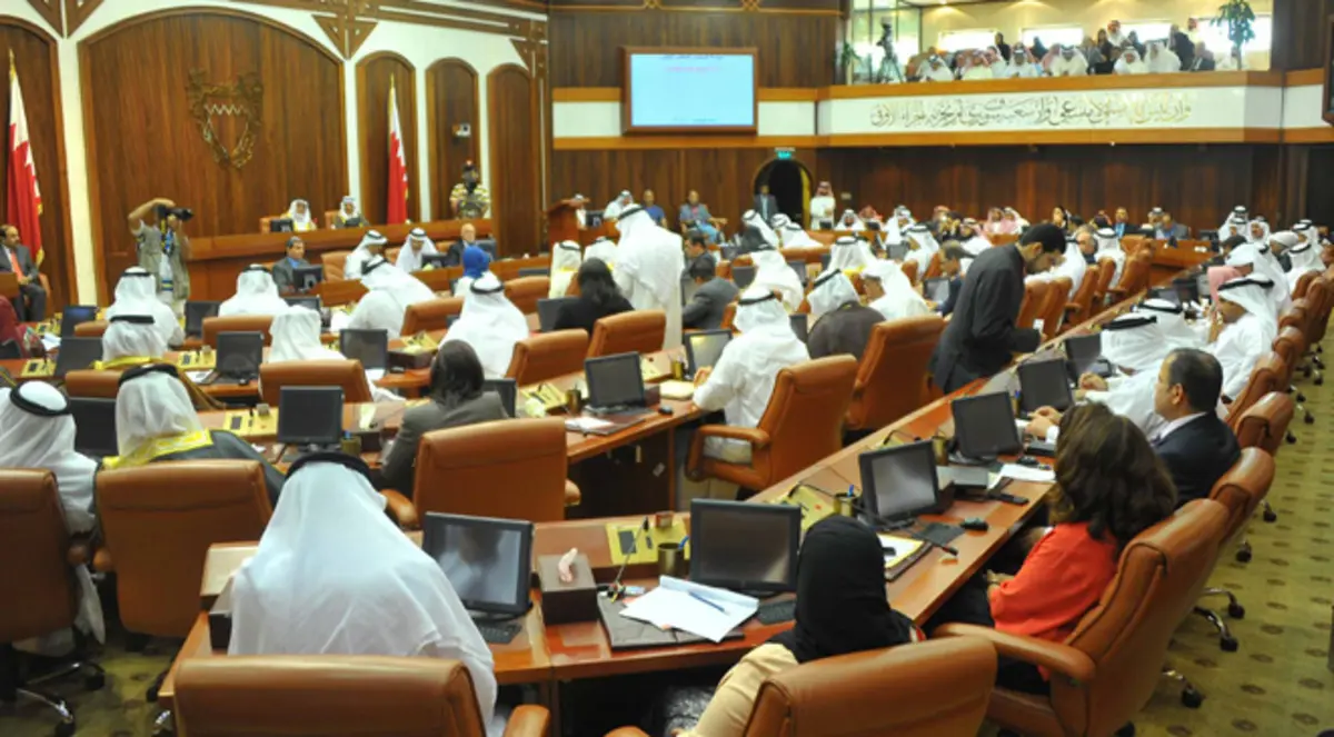 البحرين تنتقد التدخل الخارجي في شؤونها