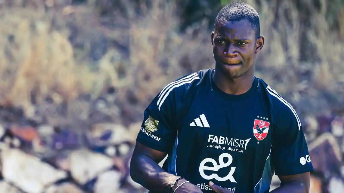 أليو ديانغ لاعب الأهلي المصري