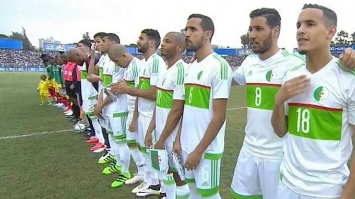 استبعاد عناصر أساسية من قائمة منتخب الجزائر