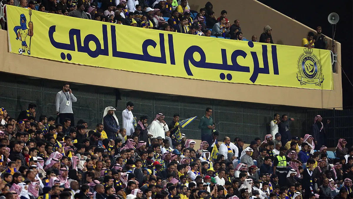 جمهور نادي النصر يستعد لمباراة الأهلي في الدوري السعودي بشكل جديد (فيديو)
