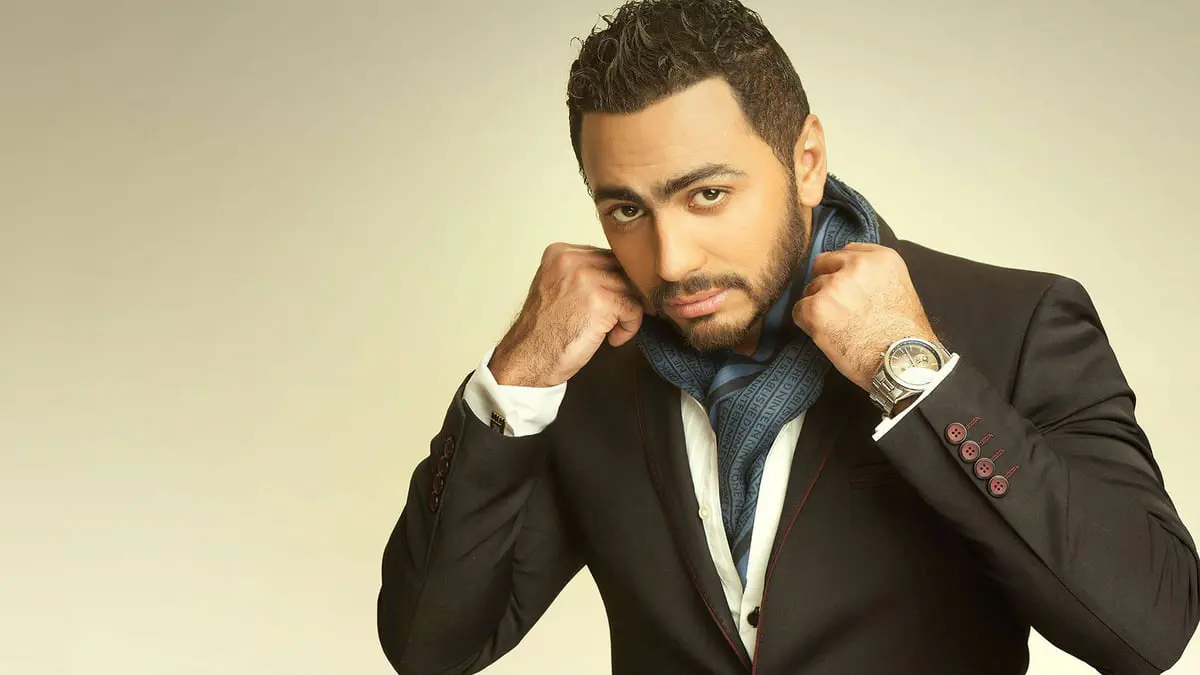 تامر حسني يرد على هجوم حلا شيحة ويؤكد أن كل مشاهد "مش أنا" تمت بموافقتها