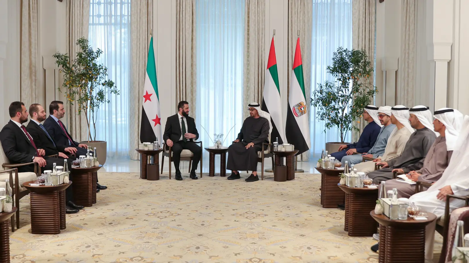 لقاء الوفدين السوري والإماراتي