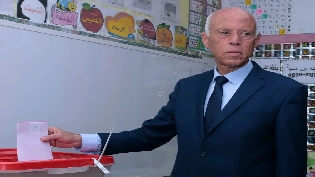تونس.. "النهضة" تدعم قيس سعيد بالدور الثاني من انتخابات الرئاسة‎