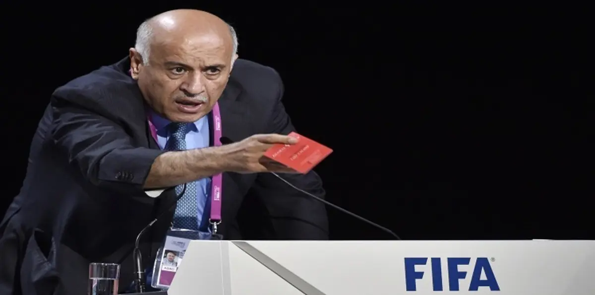 الرجوب: الكرة الفلسطينية ستحصل على حقوقها.. إما أن تلتزم إسرائيل أو تتعرض للعقاب