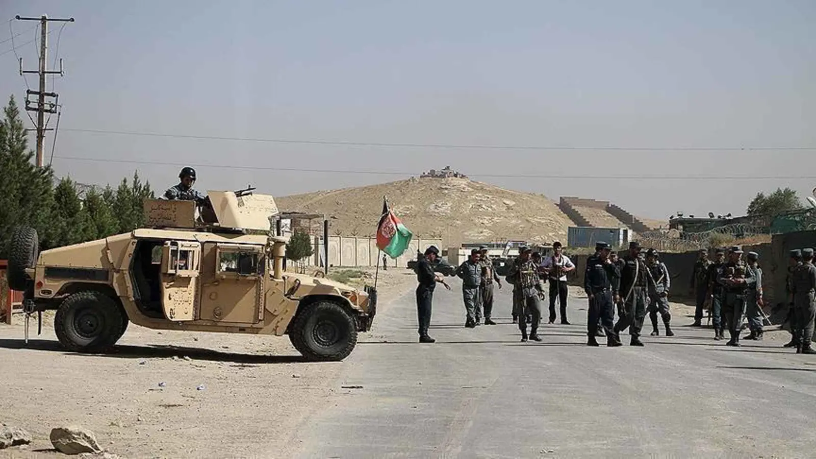 انفجار غامض يهز سوقًا شعبيًا شمال أفغانستان (فيديو)