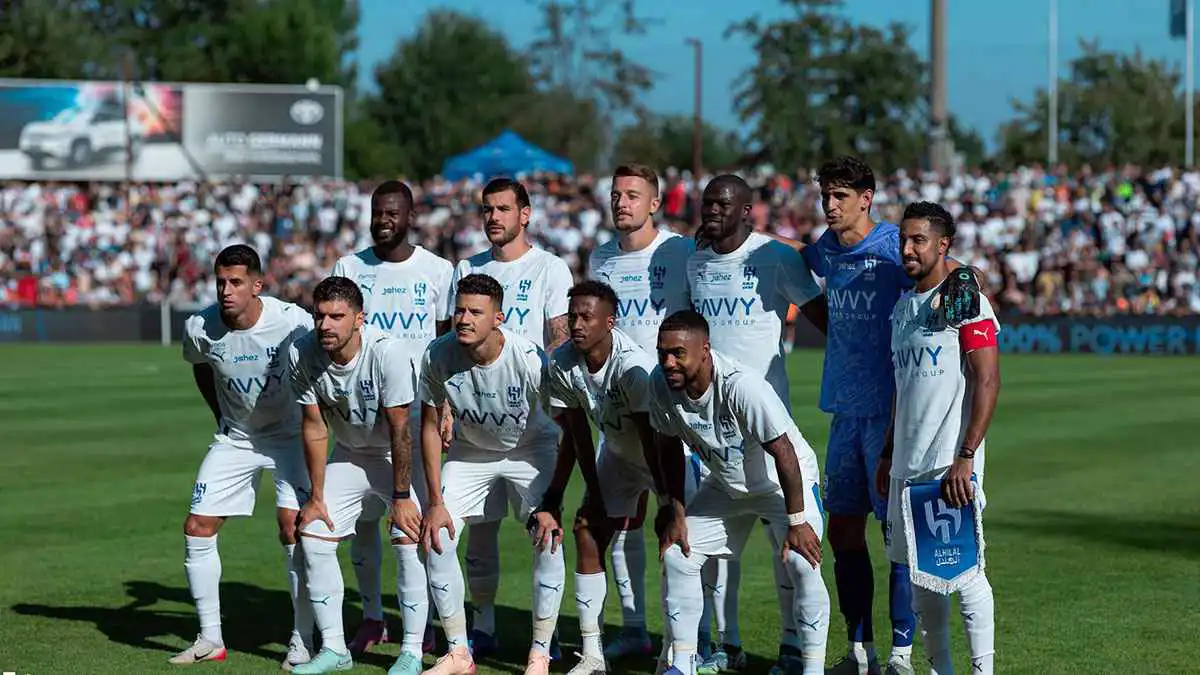 الهلال السعودي يتخذ قرارا مهمًّا لإنهاء "الأزمة الكبرى"