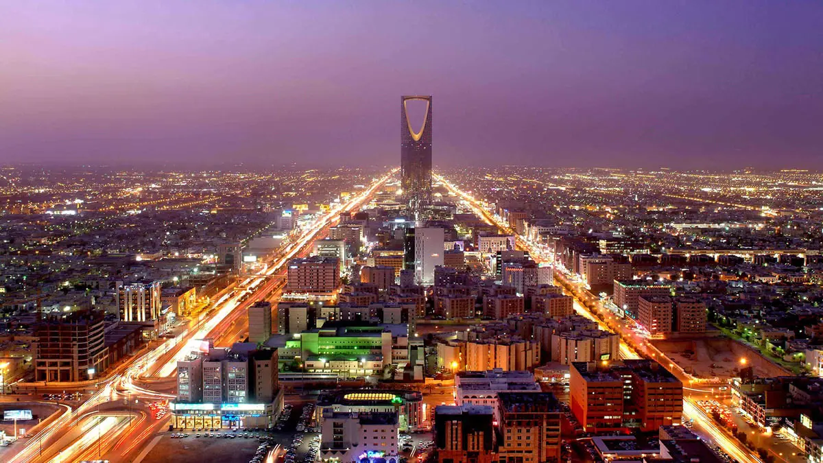 موديز تعدل النظرة المستقبلية للسعودية إلى مستقرة