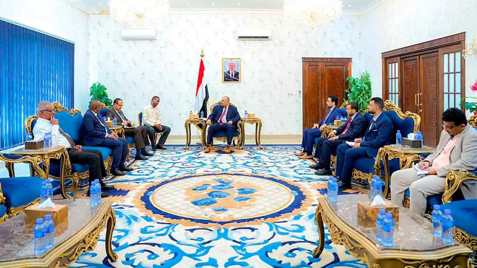عيدروس الزبيدي مع السفير الصومالي لدى اليمن