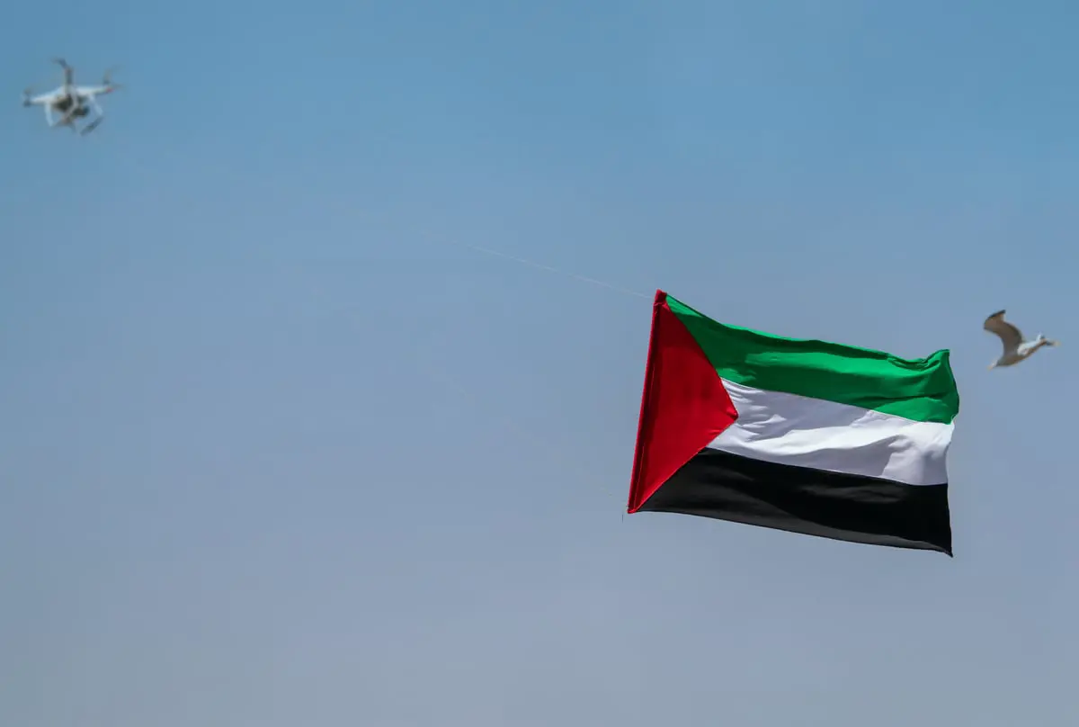 قميص "علم فلسطين" يضع دار أزياء عالمية في مرمى "النيران" الإسرائيلية