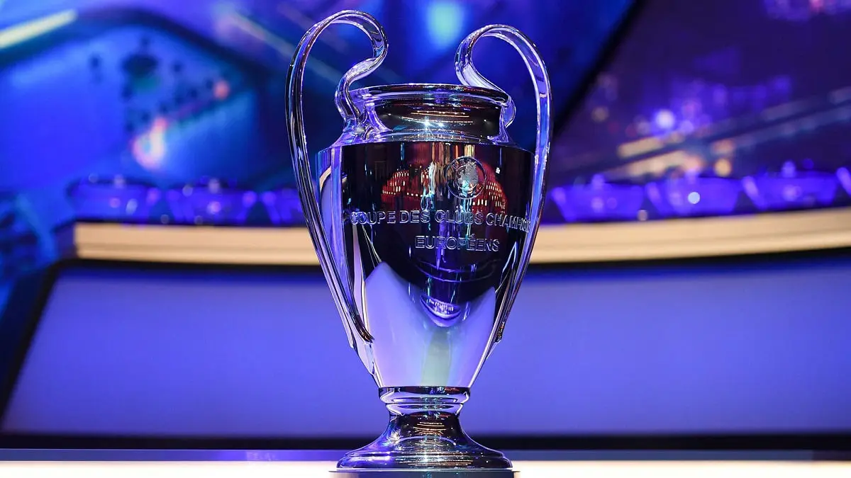 نتائج قرعة دوري أبطال أوروبا: صدام ميسي ورونالدو يتكرر