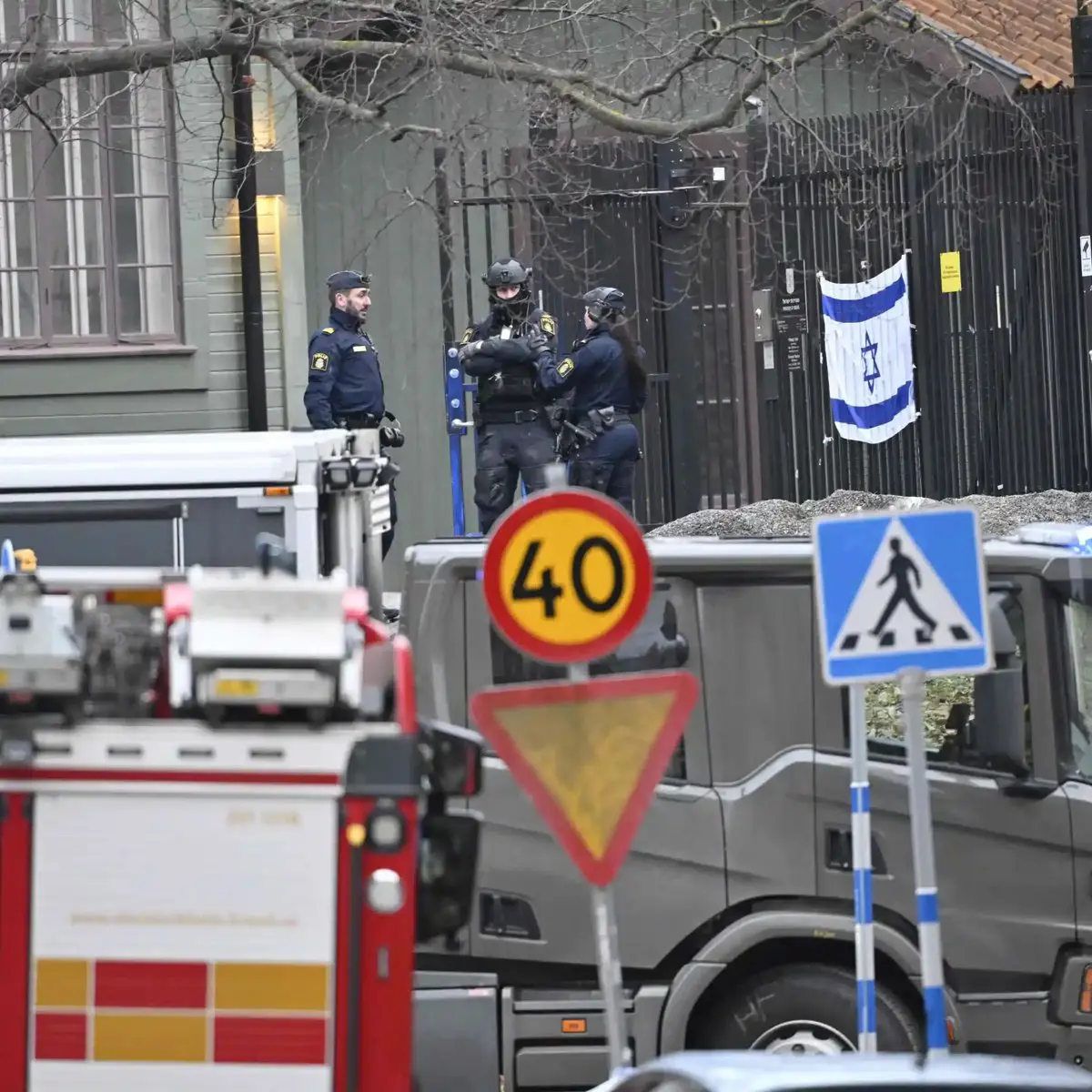 اعتقال شخصين بعد إطلاق نار قرب السفارة الإسرائيلة في السويد‎
